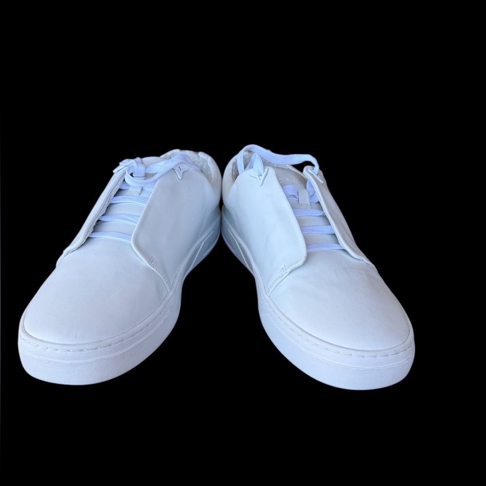 LGND Sneakers Women’s Size 9 White Low-Top Lace-Up Minimalist Casual Shoes